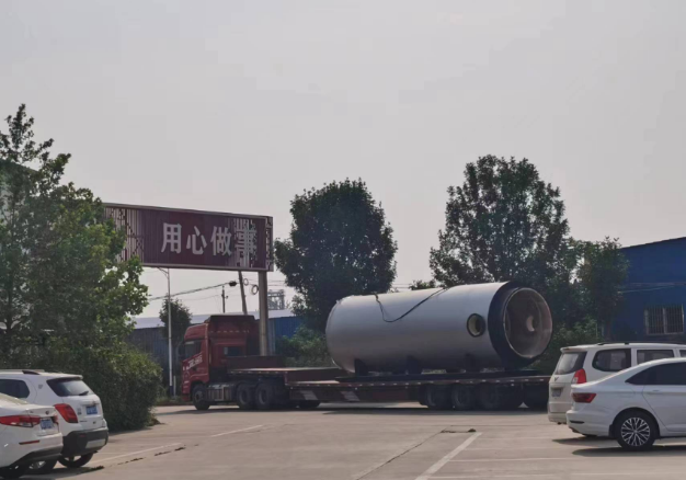 【履約喜訊】華泰股份承接塔器項目出廠發(fā)貨！